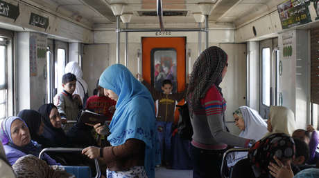 'Minicapitán': Polémica por la grabación de un niño de 9 años al mando de un tren en Egipto (VIDEO)