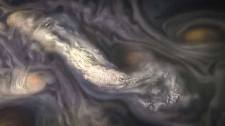 FOTO: La NASA publica una fantasmagórica fotografía de las nubes de Júpiter 