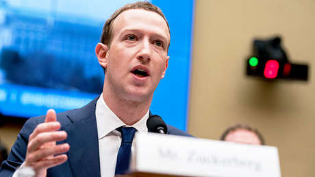 Demandan a Facebook tras el desplome en el mercado