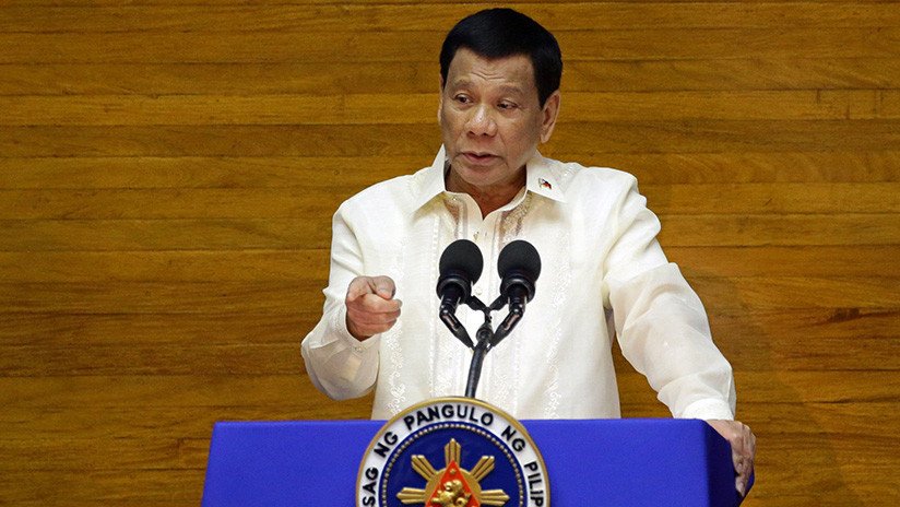 Duterte afirma que Dios le prometió que las víctimas de ejecuciones extrajudiciales "irán al cielo"