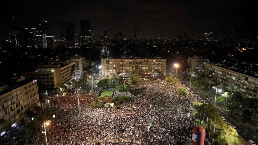 Al menos 50.000 manifestantes protestan en Tel Aviv contra la ley del Estado nacional judío