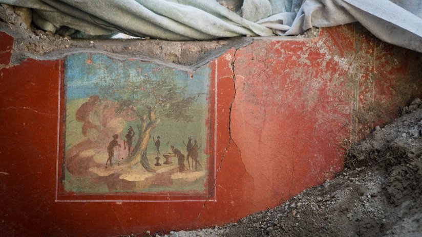 Hallan en Pompeya un palacio con pinturas intactas de estilo helenístico (FOTOS, VIDEO)