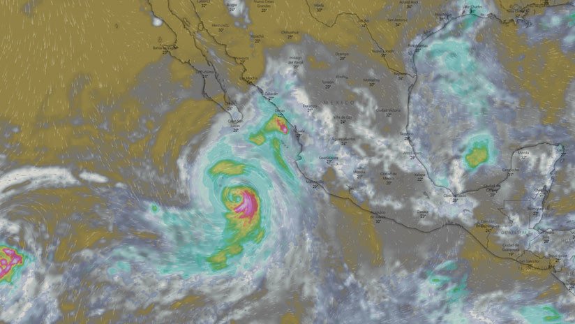 El huracán John sube a categoría 2 y absorbe la tormenta Ileana en el Pacífico