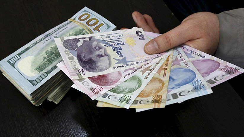 Erdogan llama al pueblo turco a deshacerse de dólares, euros y oro para apoyar a la lira