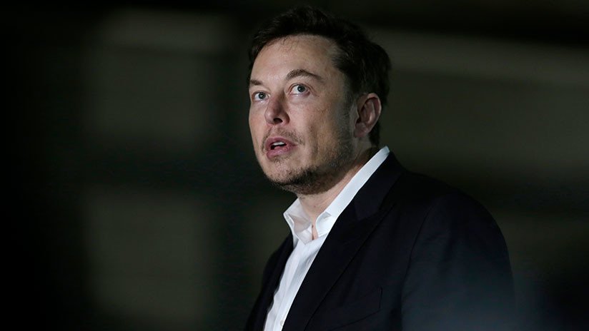 "Información falsa y engañosa": Accionistas de Tesla demandan a Elon Musk por sus tuits 