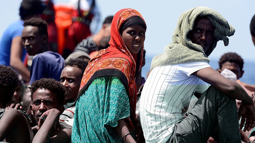 El buque Aquarius pide a países europeos que asignen un lugar seguro para 141 migrantes rescatados