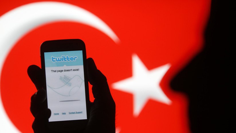 Turquía investiga cuentas en redes sociales que perjudican la imagen de la economía nacional