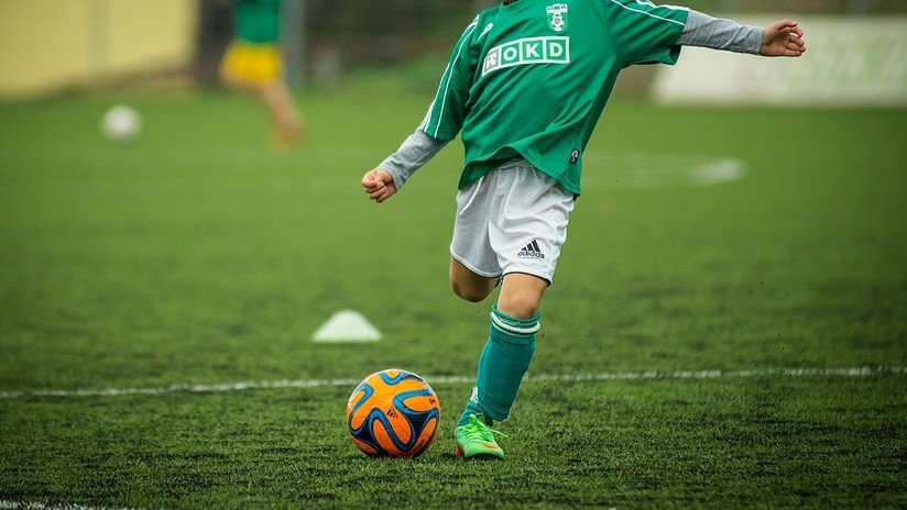 La 'niña' que se convirtió en viral por su maestría jugando al fútbol es en realidad un niño iraní