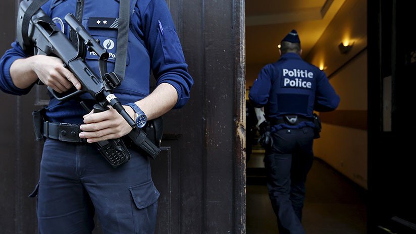 Un hombre mata a puñaladas a dos mujeres y hiere a varias personas en el este de Bélgica