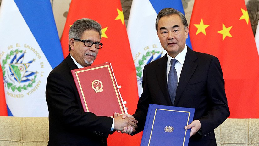 China insta a otros países a no intervenir en los asuntos internos de El Salvador