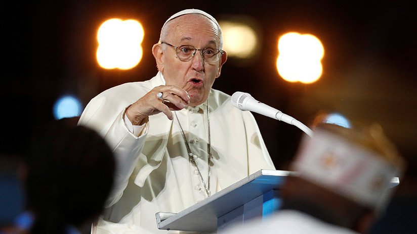 Un ex alto cargo del Vaticano pide al papa que dimita por encubrir a un cardenal acusado de abusos