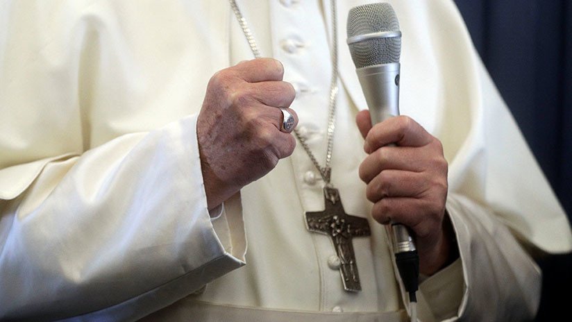 El papa se niega a confirmar si sabía sobre el abuso de menores por parte de un arzobispo