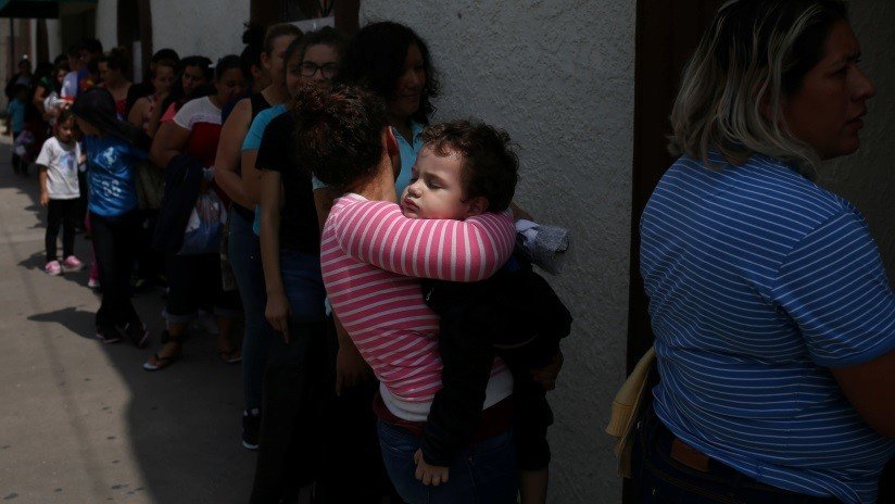 VIDEO: Niño hondureño de 3 años no reconoce a su madre tras su separación en la frontera de EE.UU.