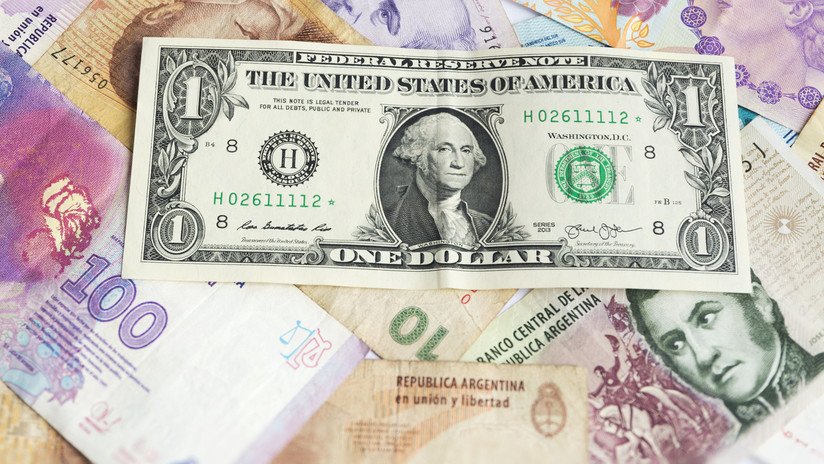 El dólar se dispara y alcanza los 41 pesos argentinos