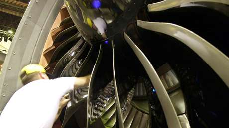 Acusan a un ingeniero de General Electric de robar datos y ocultarlos en una bonita foto