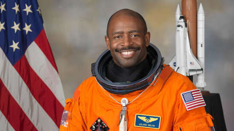 Un astronauta de la NASA afirma que vio una posible criatura "orgánica y alienígena" en el espacio
