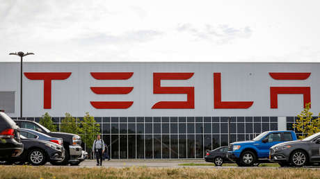 Un exempleado de Tesla acusa a la compañía de encubrir el tráfico de drogas