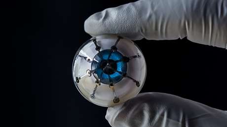 VIDEO: Imprimen por primera vez un 'ojo biónico' en 3D que podría curar la ceguera