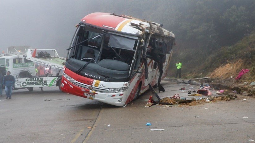 Al menos 11 muertos y decenas de heridos en un accidente de tránsito en ...