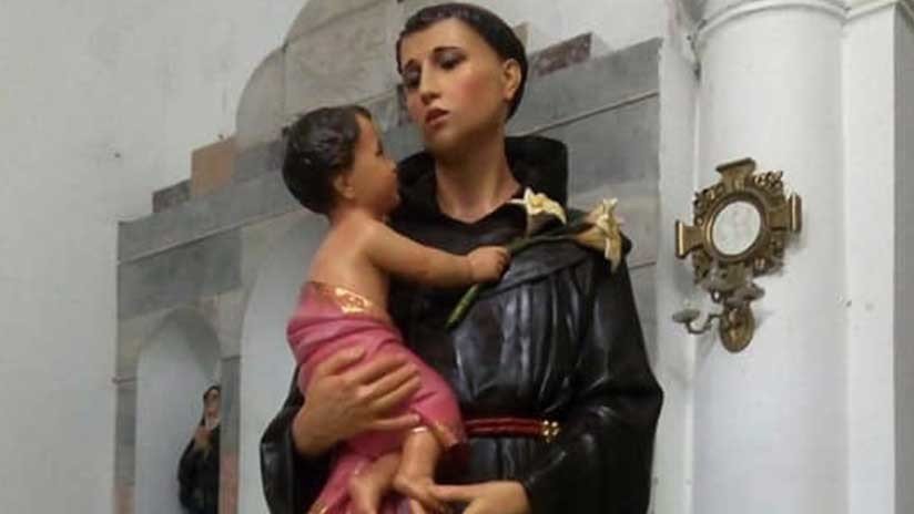 Restauran la estatua de un santo en Colombia y ahora se parece a una mujer (FOTO)