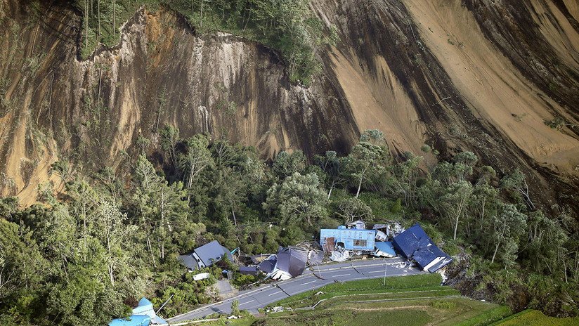FOTOS: La isla japonesa de Hokkaido se despierta entre daños por una serie de fuertes terremotos