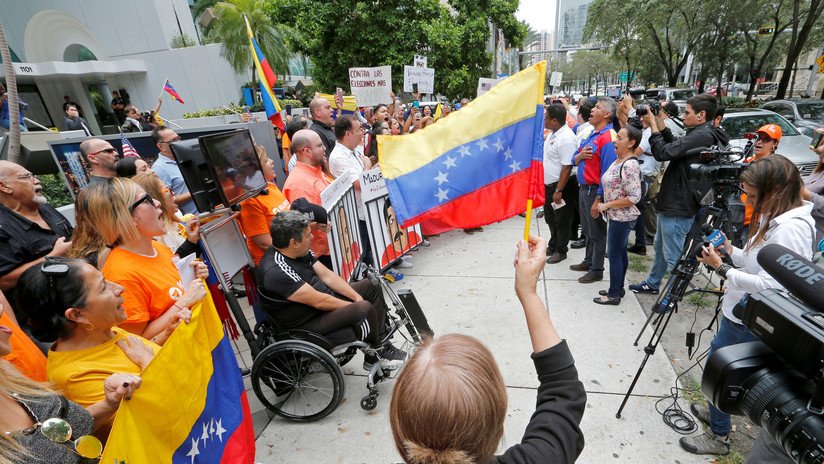The New York Times: EE.UU. se reunió con militares venezolanos para planear un golpe contra Maduro