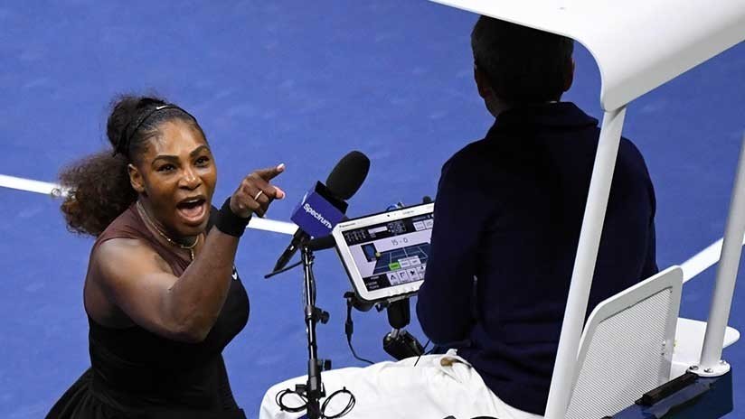 Multan a Serena Williams por su escandalosa conducta en la final del Abierto de EE.UU. (VIDEO)