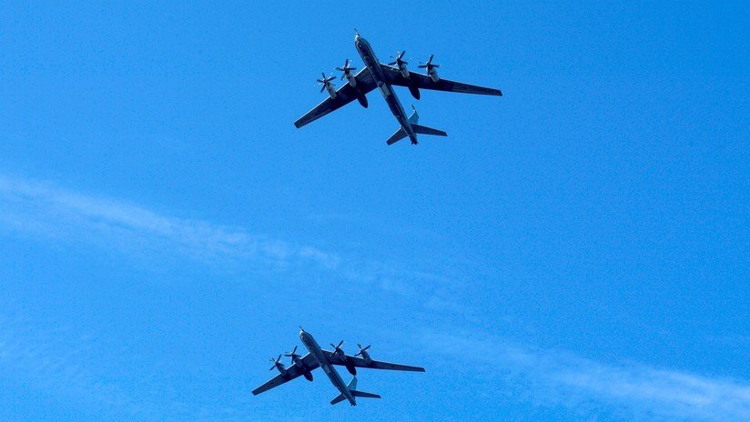 Aviones de EE.UU. escoltan a bombarderos estratégicos rusos Tu-95MS cerca de Alaska
