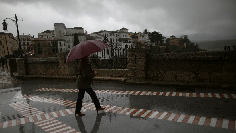 España: Una intensa tormenta desata el caos en la ciudad de Ronda (VIDEOS)