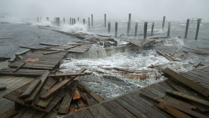 Desde el ojo del huracán: Los videos más impactantes de las destrucciones que ha dejado Florence