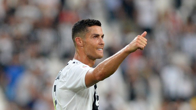 VIDEO: Cristiano Ronaldo muestra su apoyo a un niño futbolista que sufrió un paro cardiaco