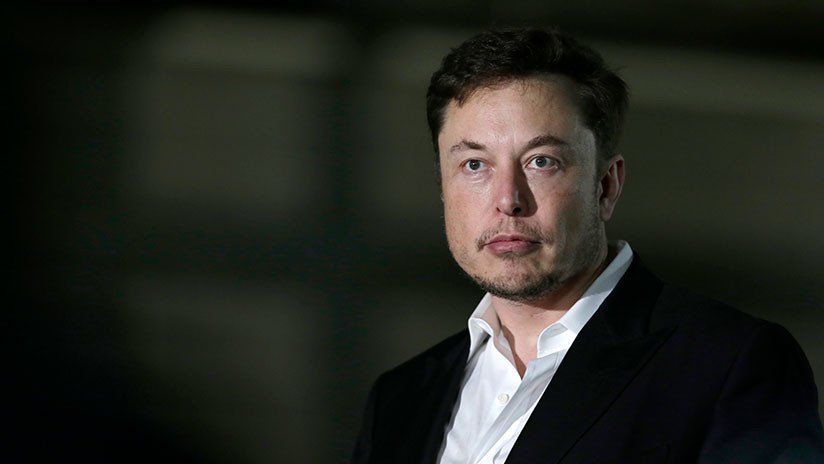 El buzo que rescató a los niños en Tailandia demanda a Musk por "difamación, asalto y calumnias"