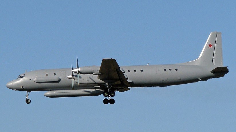 Un avión ruso con 15 militares desaparece de los radares tras un ataque de cazas israelíes a Siria