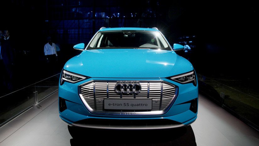 Un 'asesino' va tras Tesla: Audi presenta su auto eléctrico E-Tron