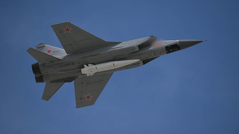 Un avión de combate MiG-31 se estrella en Rusia Central