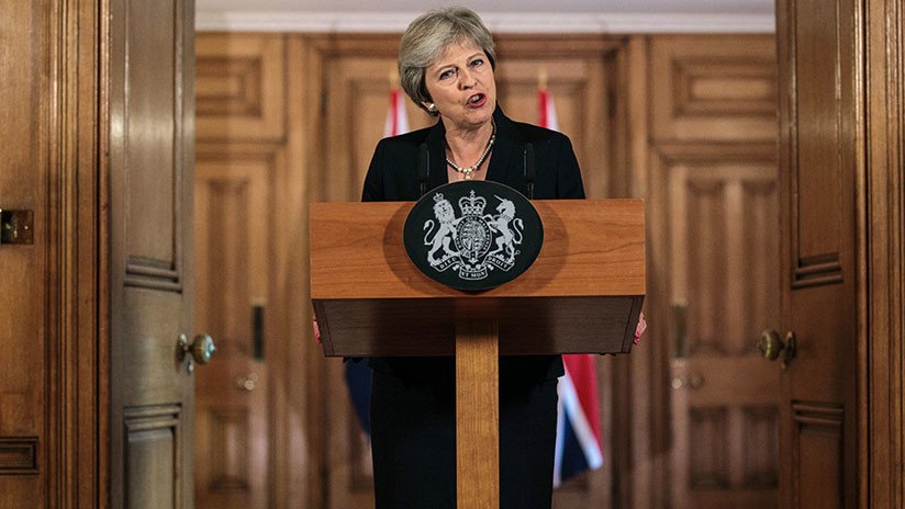 Theresa May ve "inaceptable" la respuesta de la UE sobre el Brexit