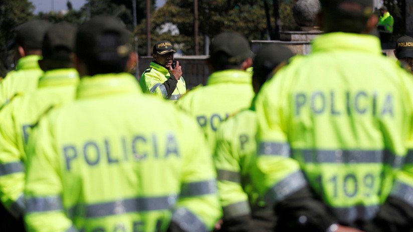 Graban el asesinato de un líder criminal baleado mientras jugaba fútbol en Colombia  