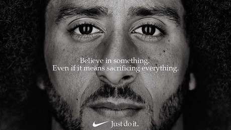 Estadounidenses queman zapatillas Nike, en protesta por su nueva campaña (FOTOS, VIDEOS)