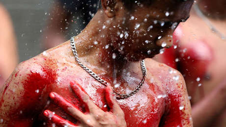 Fe, látigo y espada: El ritual chiíta más sangriento (18+)