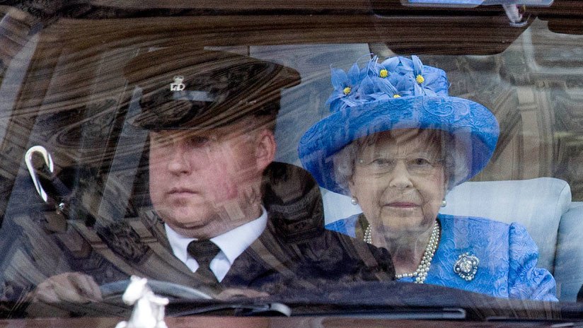 La reina Isabel II tendrá que abandonar el Palacio de Buckingham