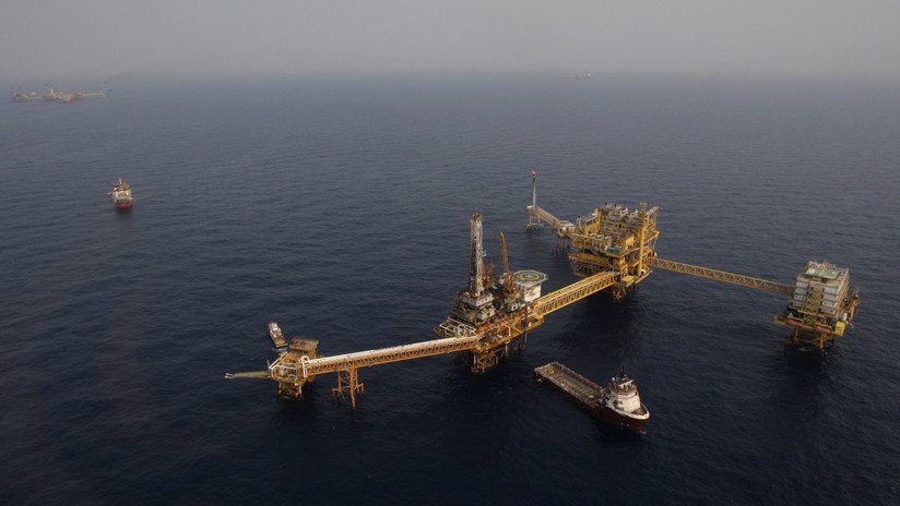 México: Piratas asedian las plataformas y buques petroleros de Pemex