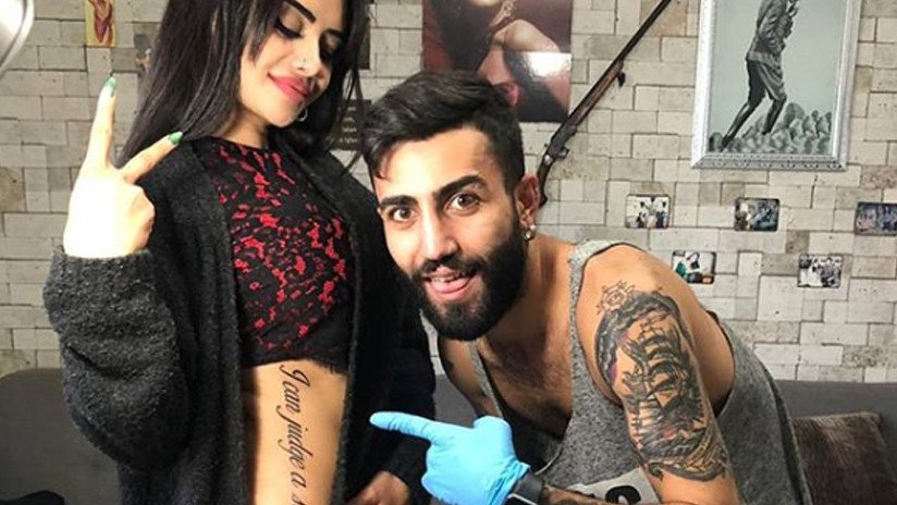 FOTOS: Estrella de televisión se hace un tatuaje gigante y sufre burlas por una mala traducción