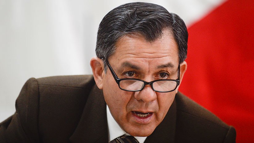 Dimite el ministro del Interior de Perú tras la salida ilegal del país del exjuez supremo