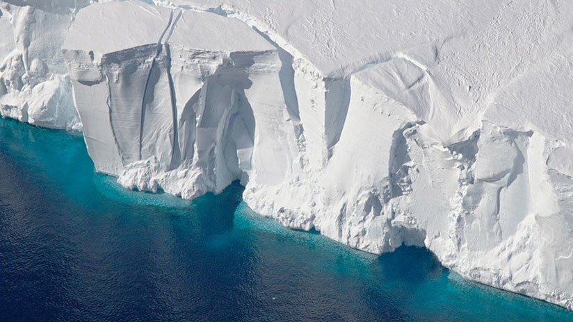 Así 'tararea' una gigantesca barrera de hielo en la Antártida (VIDEO)