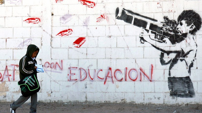 'Te voy a cortar la cabeza': La realidad en el juego de los niños mexicanos que indigna a las redes