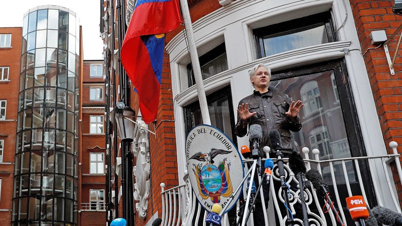 Assange dice que Ecuador busca poner fin a su asilo y entregarlo a EE.UU. 