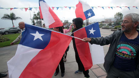 Chile: Antofagasta celebra con el himno nacional el rechazo a la demanda marítima de Bolivia