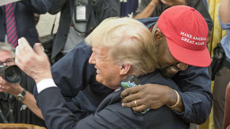 Kanye West en el Despacho Oval: "Mi gorra de 'MAGA' me hace sentir como Superman" (VIDEO)