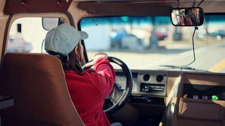 Argentina: Tres empresas de autobuses porteñas deberán contratar choferesas por orden judicial 