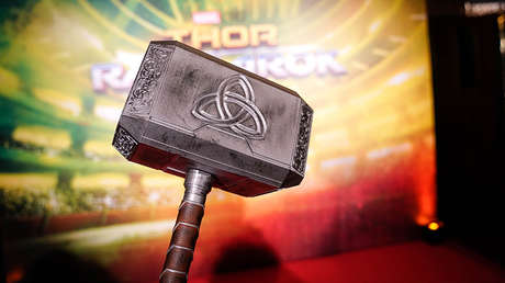 FOTO: Hallan un 'mini' martillo de Thor que llegó a Islandia hace al menos 900 años